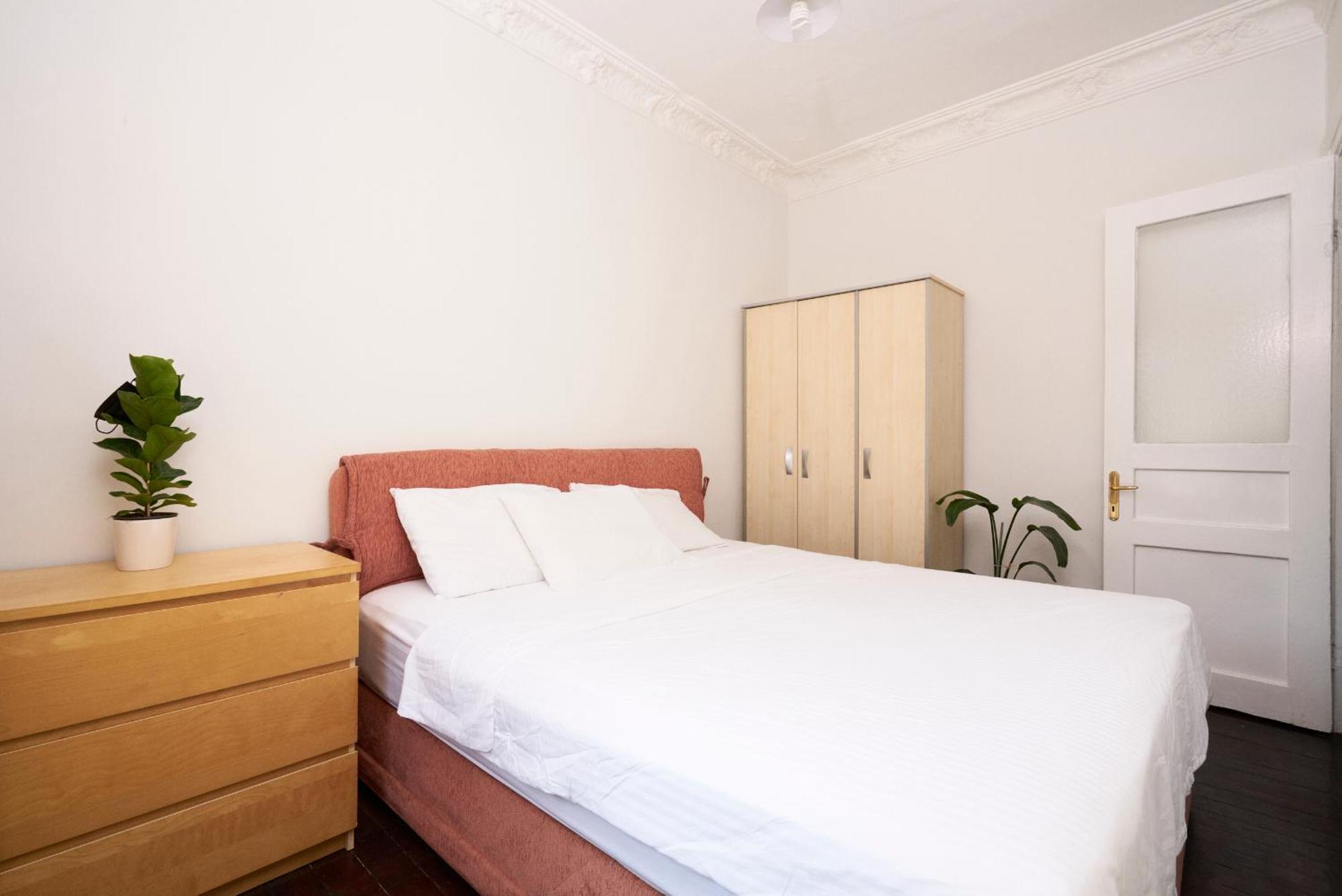 Cozy Apartment Next To Taksim Square อิสตันบูล ภายนอก รูปภาพ